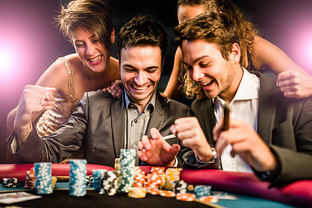 kaos togeltoto app showing live blackjack and roulette tables